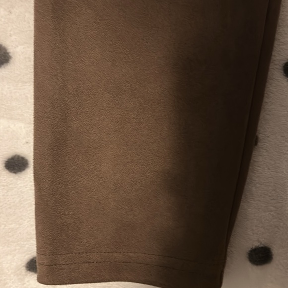 Hilary Radley Faux Suede Leggings - Picture 2 of 3